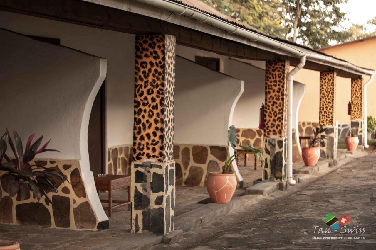 Tan-Swiss Lodge Mikumi Luaran gambar