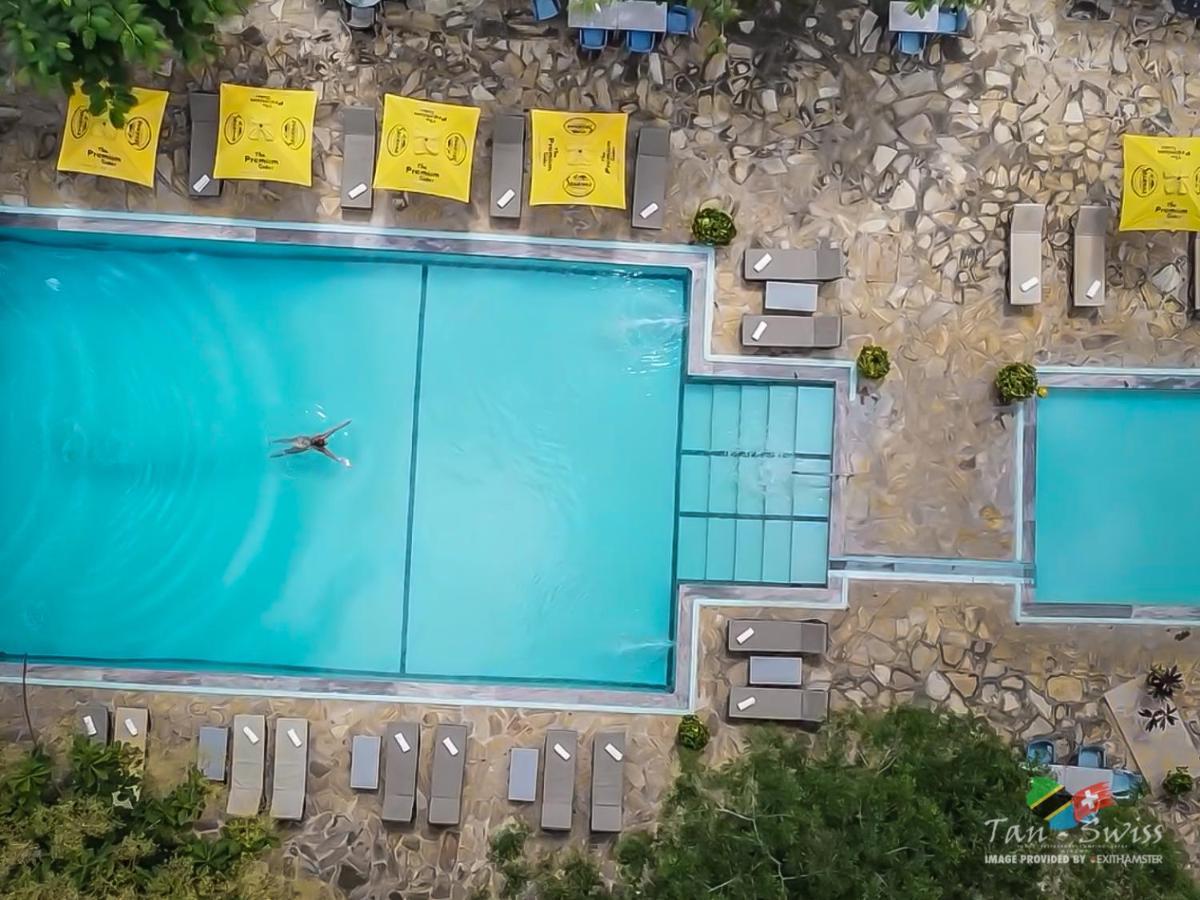 Tan-Swiss Lodge Mikumi Luaran gambar