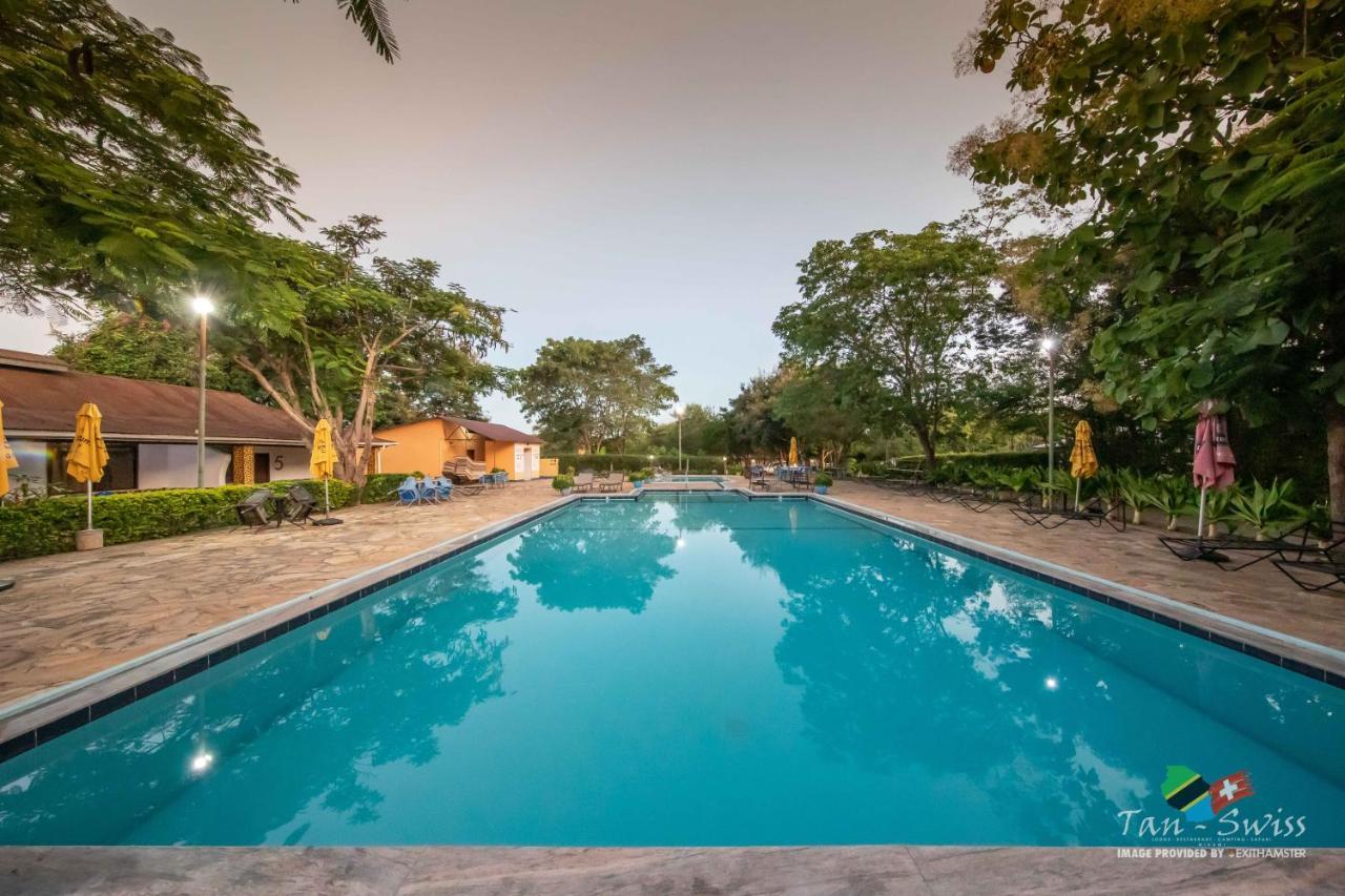 Tan-Swiss Lodge Mikumi Luaran gambar